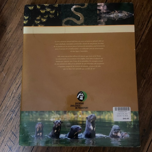 Lobos del rio Maydee de Dios Otter Book - Frank Hajek & Jessica Groenendijk - Picture 4 of 4